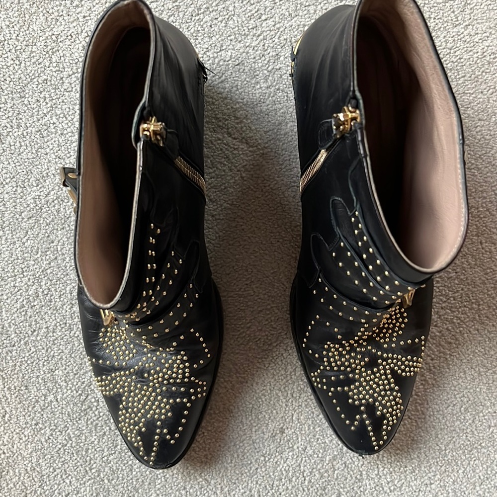 Chloe Suzanna booties